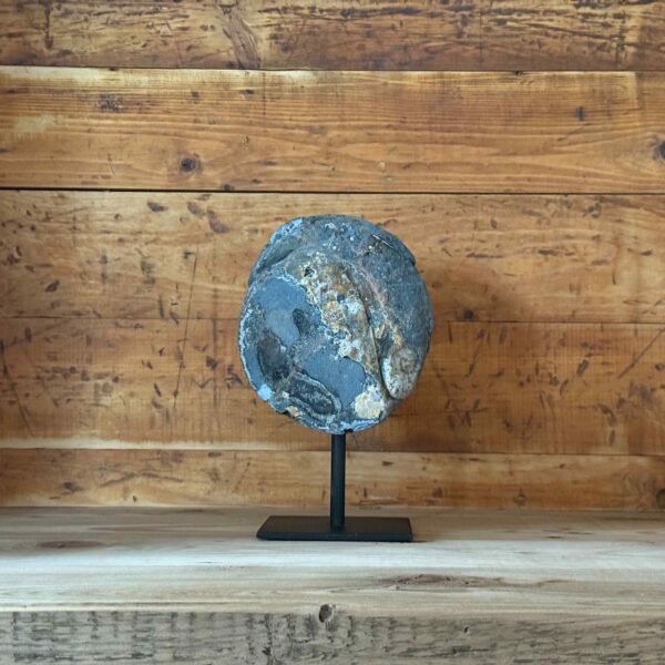 Thesaurus, thesaurusedelstenen, Heerlijk-eko, Wormerveer, agaat, agaat op standaard, gekristalliseerd,