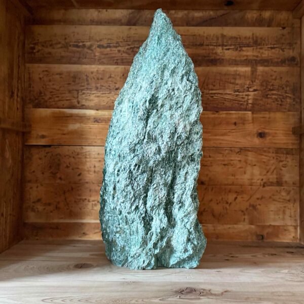 IMG_4457-2 thesaurus, edelstenen, wormerveer, exclusief, unieke stukken, fuchsiet, ruwe fuchsiet, fuchsiet ruw,