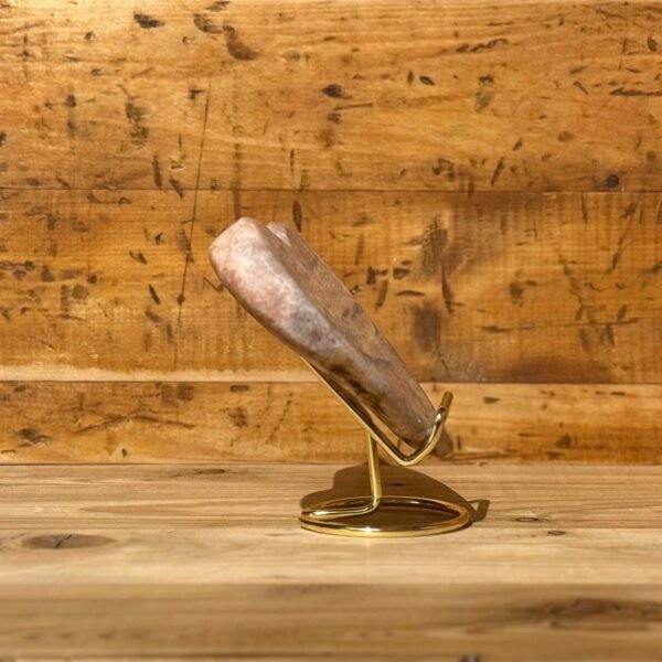 Thesaurus, Thesaurus edelstenen, Heerlijk-eko, Heerlijk Wormerveer, amethist, hart, edelsteen, edelstenen, amethist hart, uniek, roze amethist, roze, prachtig, luxe, exclusief