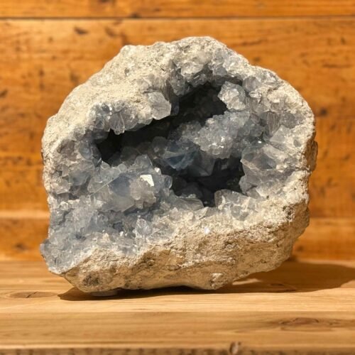 Thesaurus, Thesaurus edelstenen, Heerlijk-eko, Heerlijk Wormerveer, celestien, ruw, robuust, lamp, XXL, excusief, unieke lamp,