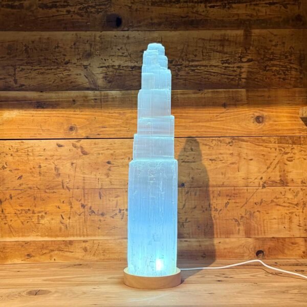 IMG_4764-2 Thesaurus, Thesaurus edelstenen, Heerlijk-eko, Heerlijk Wormerveer, seleniet, selenietijsberg, seleniet ijsberg, seleniet lamp, selenietlamp, marieglas, marie glas