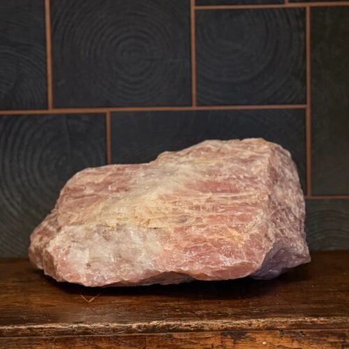 Thesaurus, Thesaurus edelstenen, Heerlijk-eko, Heerlijk Wormerveer, roze kwarts ruw, ruwe, roze kwarts, rozekwarts, robuust,