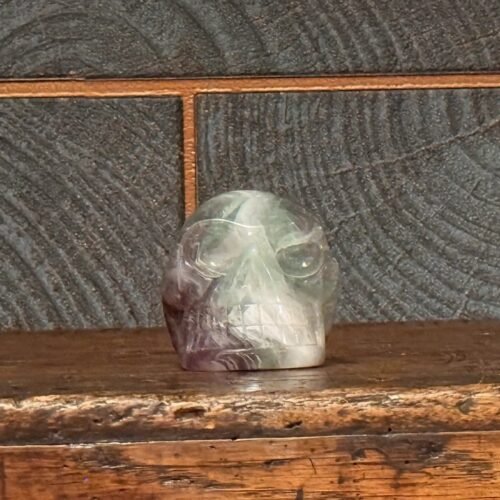 Thesaurus, Thesaurus edelstenen, Heerlijk-eko, Heerlijk Wormerveer, fluoriet schedel, schedel skull, regenboog fluoriet, regenboog