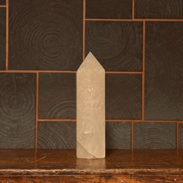 thesaurus, edelstenen, wormerveer, exclusief, unieke stukken, bergkristal, bergkristal punt, gepolijst,