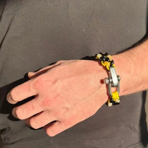 Thesaurus, Thesaurus edelstenen, edelstenen, Heerlijk Wormerveer, , armband, mannen armband, stoere armband, paracord, robuust, robuuste armband, persoonlijk, uniek, gepersonaliseerd, gepersonaliseerde armband, duurzaam, stevige armband, harpsluiting, RVS sluiting, RVS harpsluiting, zwarte agaat, agaat, golden healer, Hematoid Kwarts, Limonietkwarts