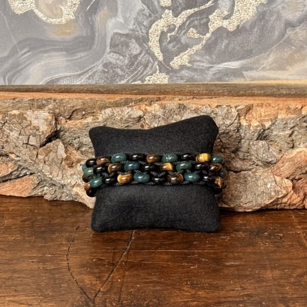 IMG_5333-2 Thesaurus, Thesaurus edelstenen, edelstenen, Heerlijk Wormerveer, , armband, mannen armband, stoere armband, paracord, robuust, robuuste armband, persoonlijk, uniek, gepersonaliseerd, gepersonaliseerde armband, duurzaam, stevige armband, zwarte agaat, agaat, mosagaat, tijgeroog