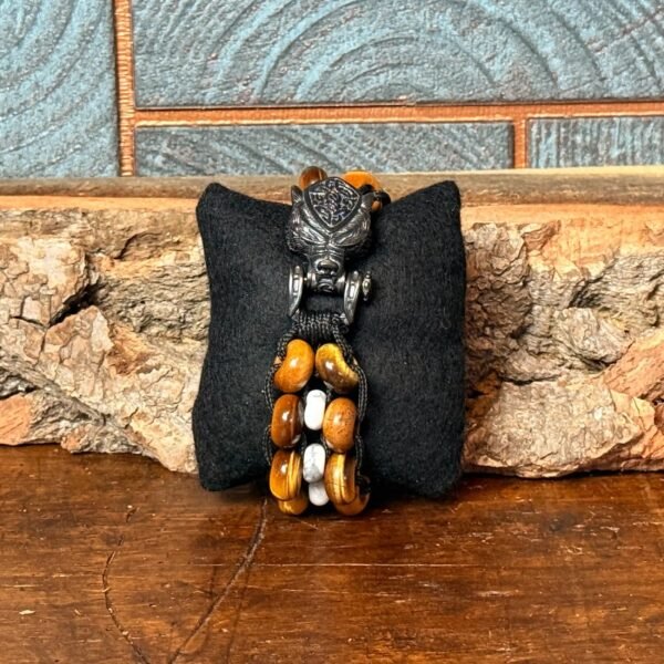 Thesaurus, Thesaurus edelstenen, edelstenen, Heerlijk Wormerveer, mannen armband, stoere armband, paracord, robuust, robuuste armband, uniek, gepersonaliseerd, gepersonaliseerde armband, stevige armband, tijgeroog, howliet, beren goed